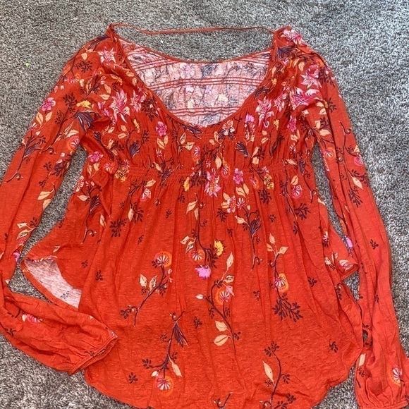 FREE People Open Back shirt size Small - Picture 6 of 6
